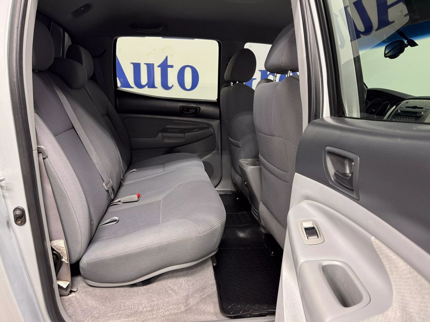 toyota-tacoma-double-cab-for-sale-14