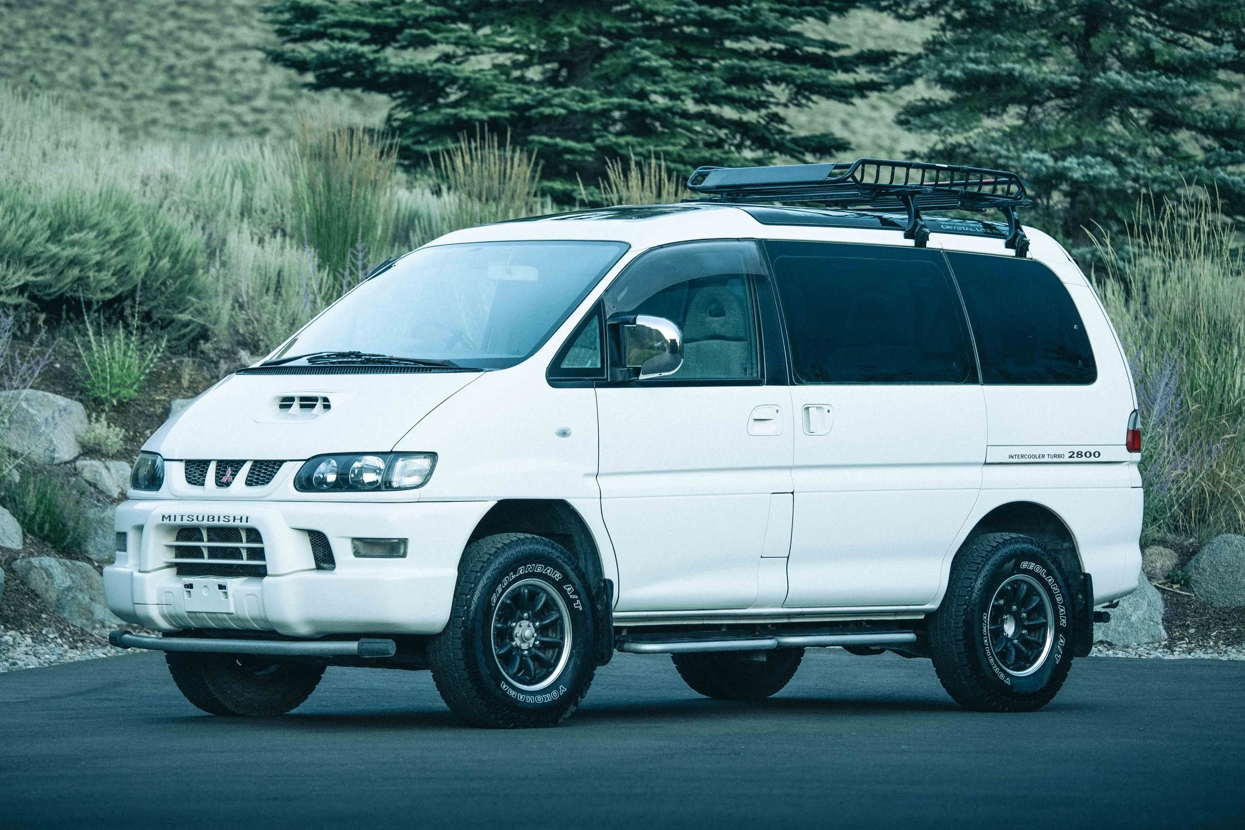 zeb-mitsubishi-delica-for-sale-nomadic-01