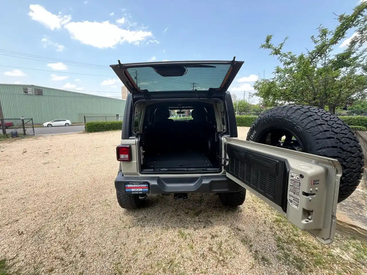 1-owner-2021-jeep-wrangler-unlimited-sport-for-sale-birmingham-al-28