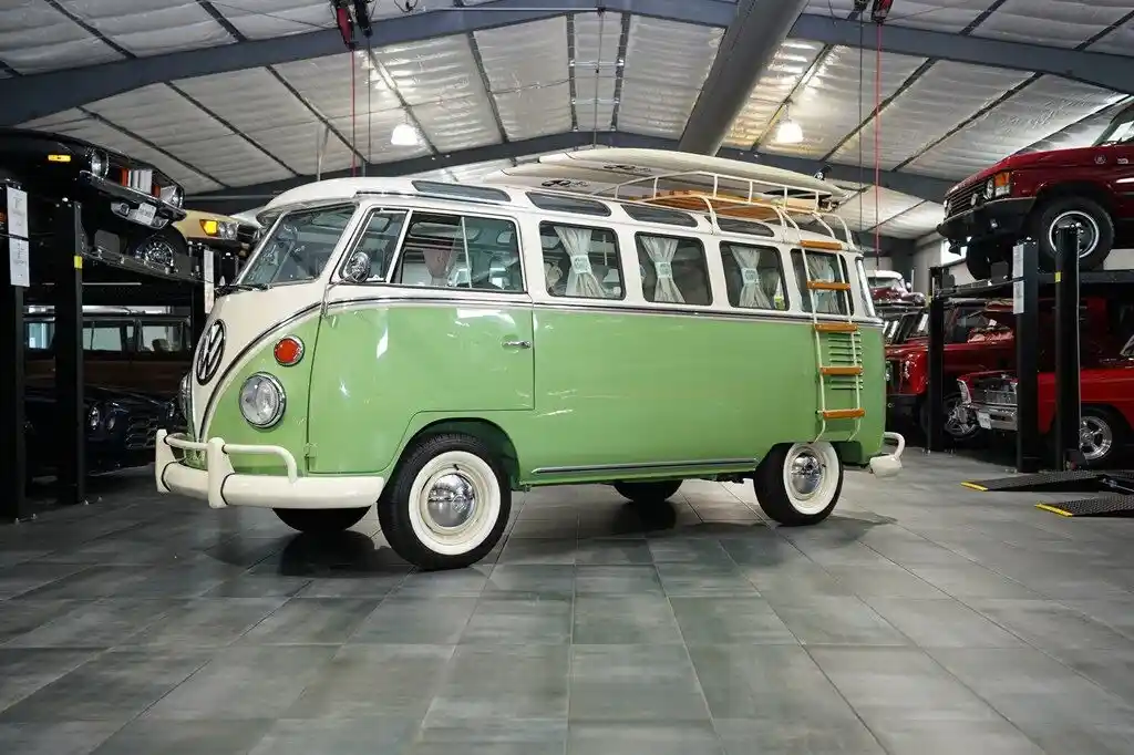 1966-volkwagen-bus-for-sale-boerne-tx-1