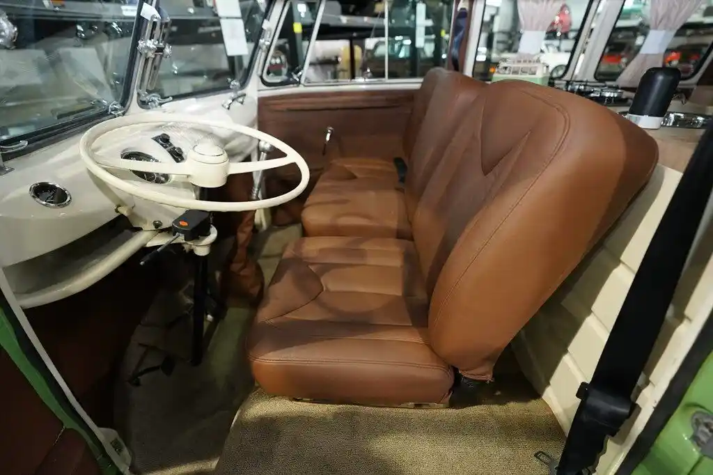 1966-volkwagen-bus-for-sale-boerne-tx-15