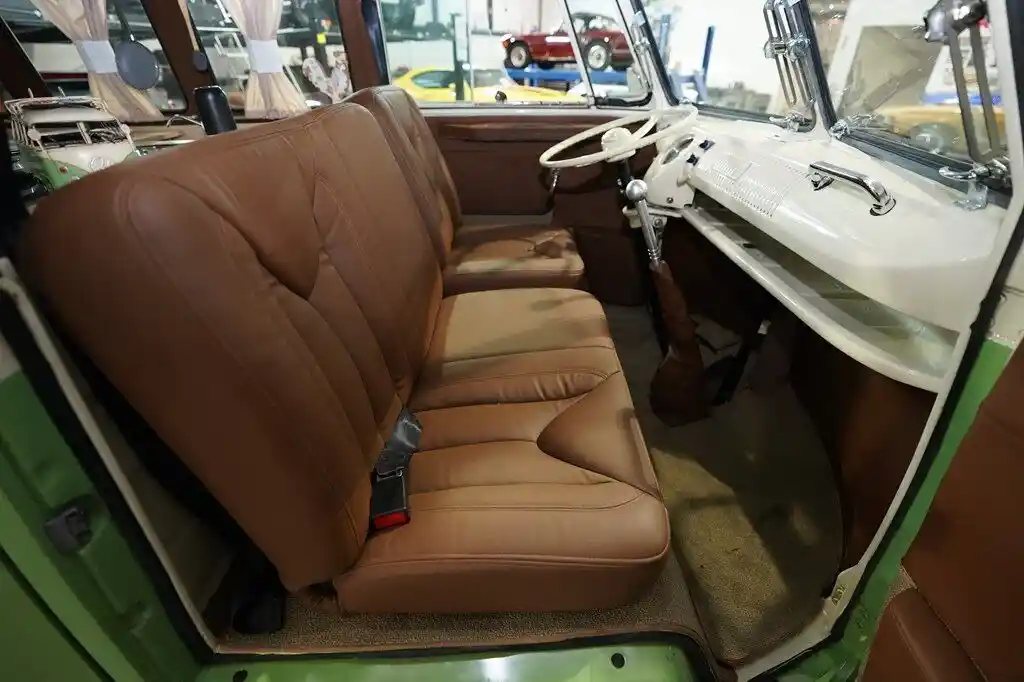 1966-volkwagen-bus-for-sale-boerne-tx-17