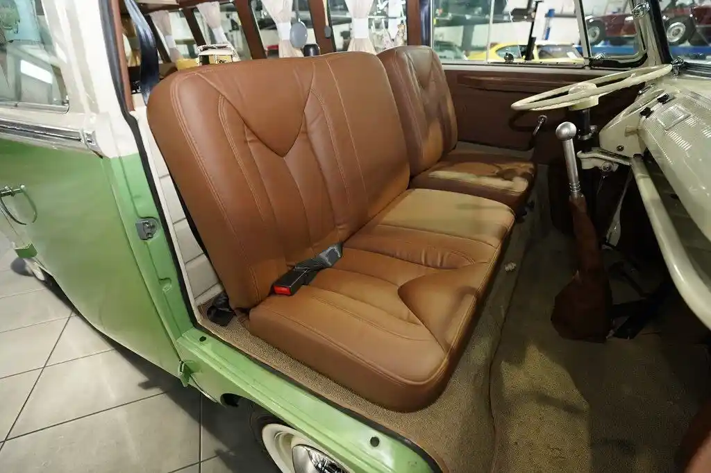 1966-volkwagen-bus-for-sale-boerne-tx-18