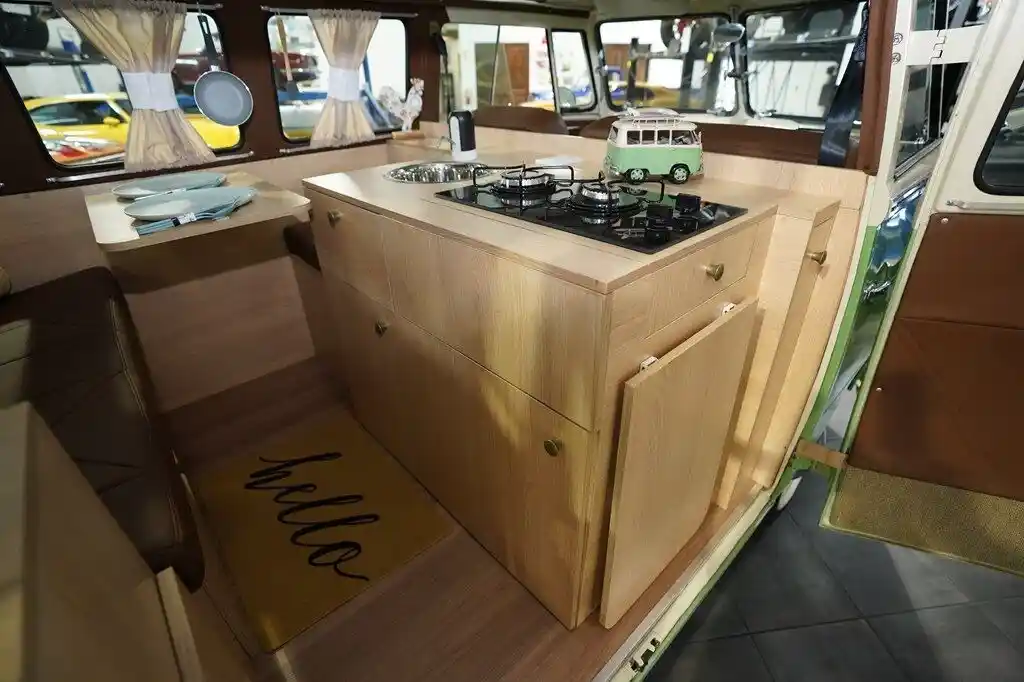 1966-volkwagen-bus-for-sale-boerne-tx-22