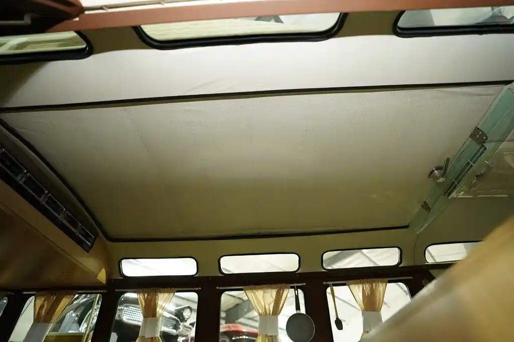 1966-volkwagen-bus-for-sale-boerne-tx-28