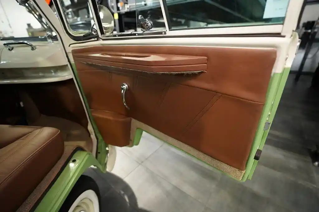 1966-volkwagen-bus-for-sale-boerne-tx-33