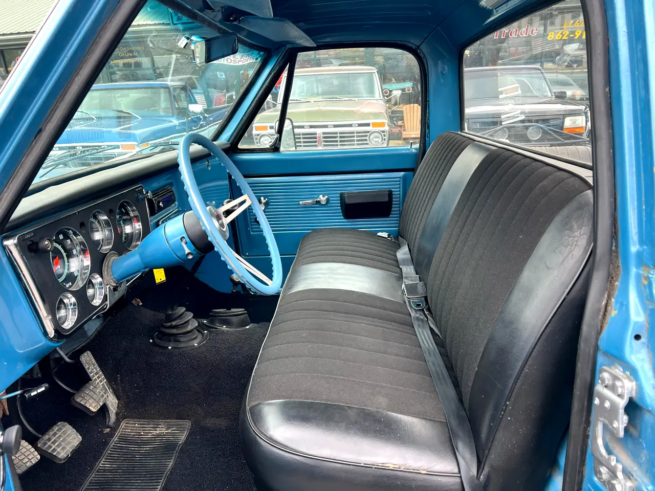 1969-chevy-k10-short-bed-4x4-for-sale-06