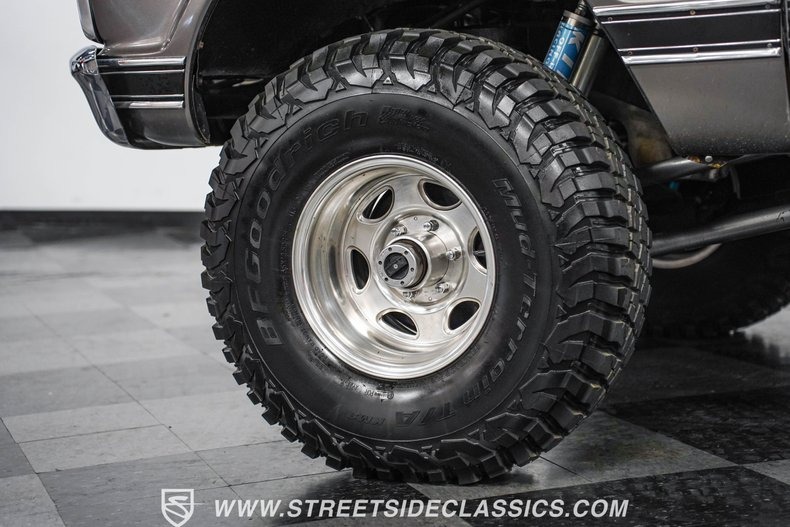 1970-chevrolet-k5-blazer-restomod (22)