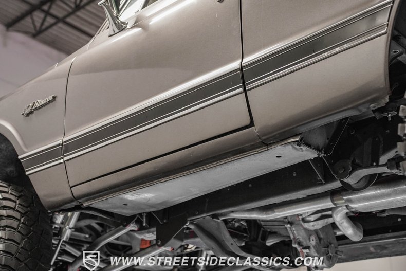 1970-chevrolet-k5-blazer-restomod (5)