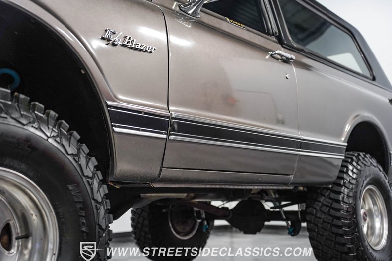 1970-chevrolet-k5-blazer-restomod (62)
