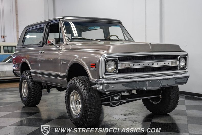 1970-chevrolet-k5-blazer-restomod (70)