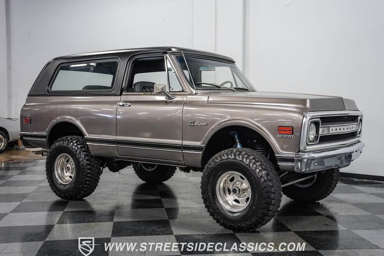 1970-chevrolet-k5-blazer-restomod (72)