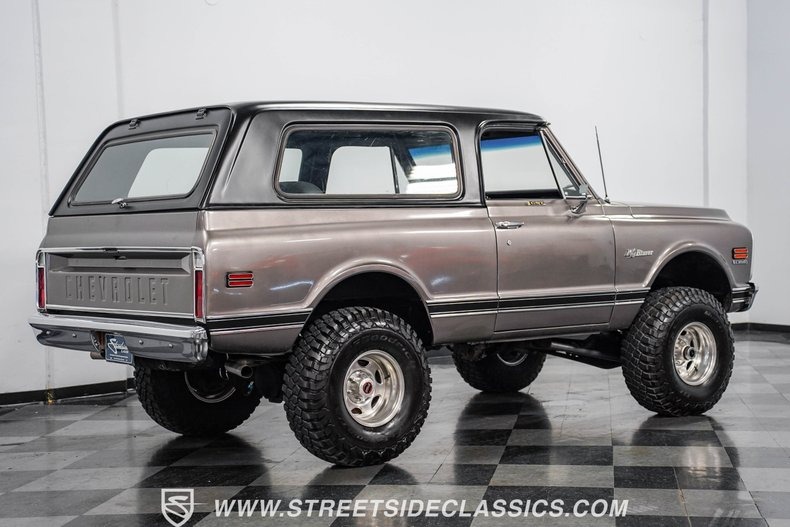 1970-chevrolet-k5-blazer-restomod (74)