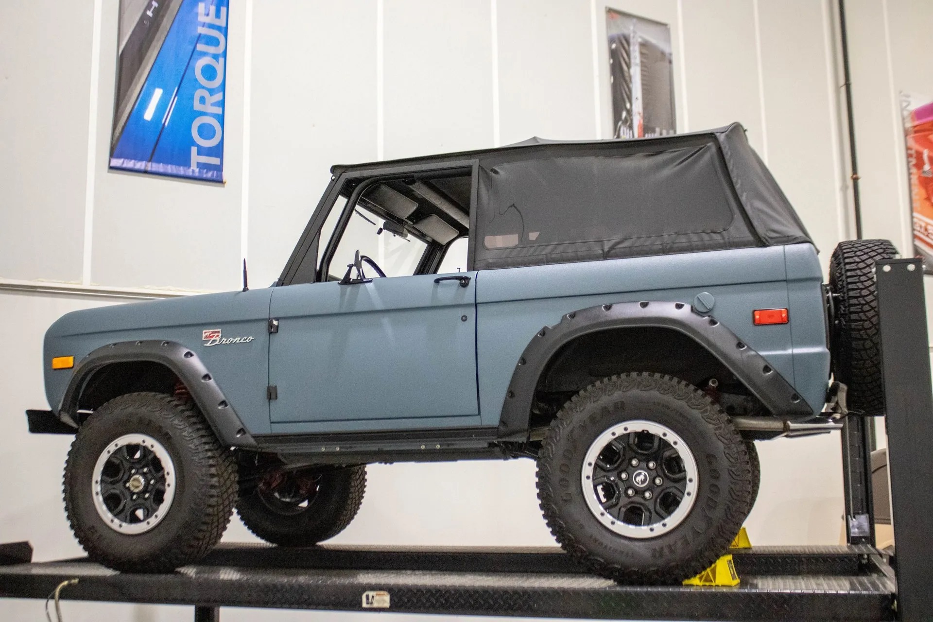 1971-ford-bronco-for-sale (52)
