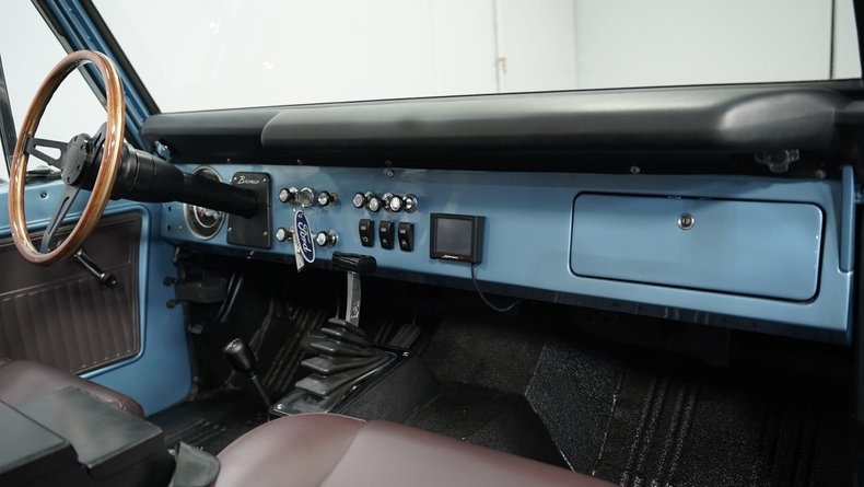 1972-ford-bronco-4x4 (16)