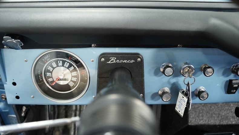 1972-ford-bronco-4x4 (24)