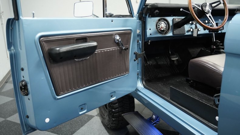 1972-ford-bronco-4x4 (27)