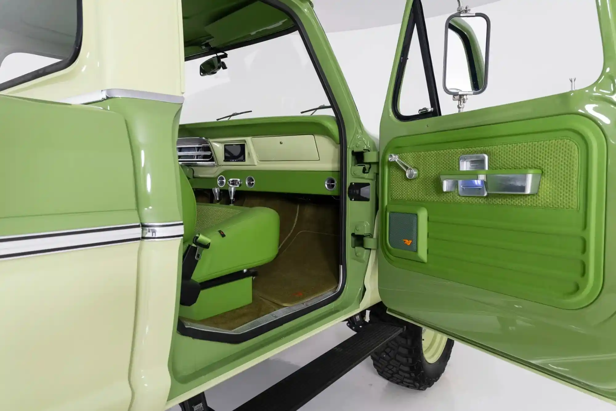 1972-ford-velocity-f-250-heritage-series-for-sale-murrieta-ca-38