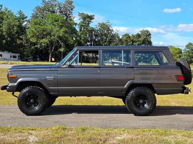 1974-jeep-wagoneer-for-sale-hope-mills-nc-13