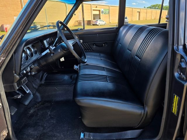 1974-jeep-wagoneer-for-sale-hope-mills-nc-16