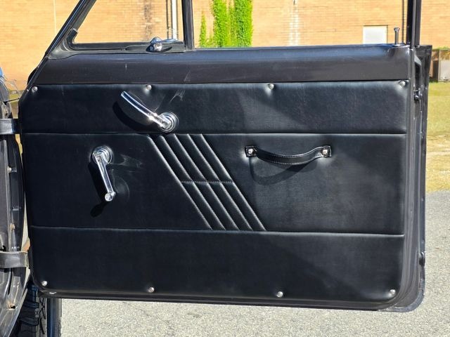 1974-jeep-wagoneer-for-sale-hope-mills-nc-37