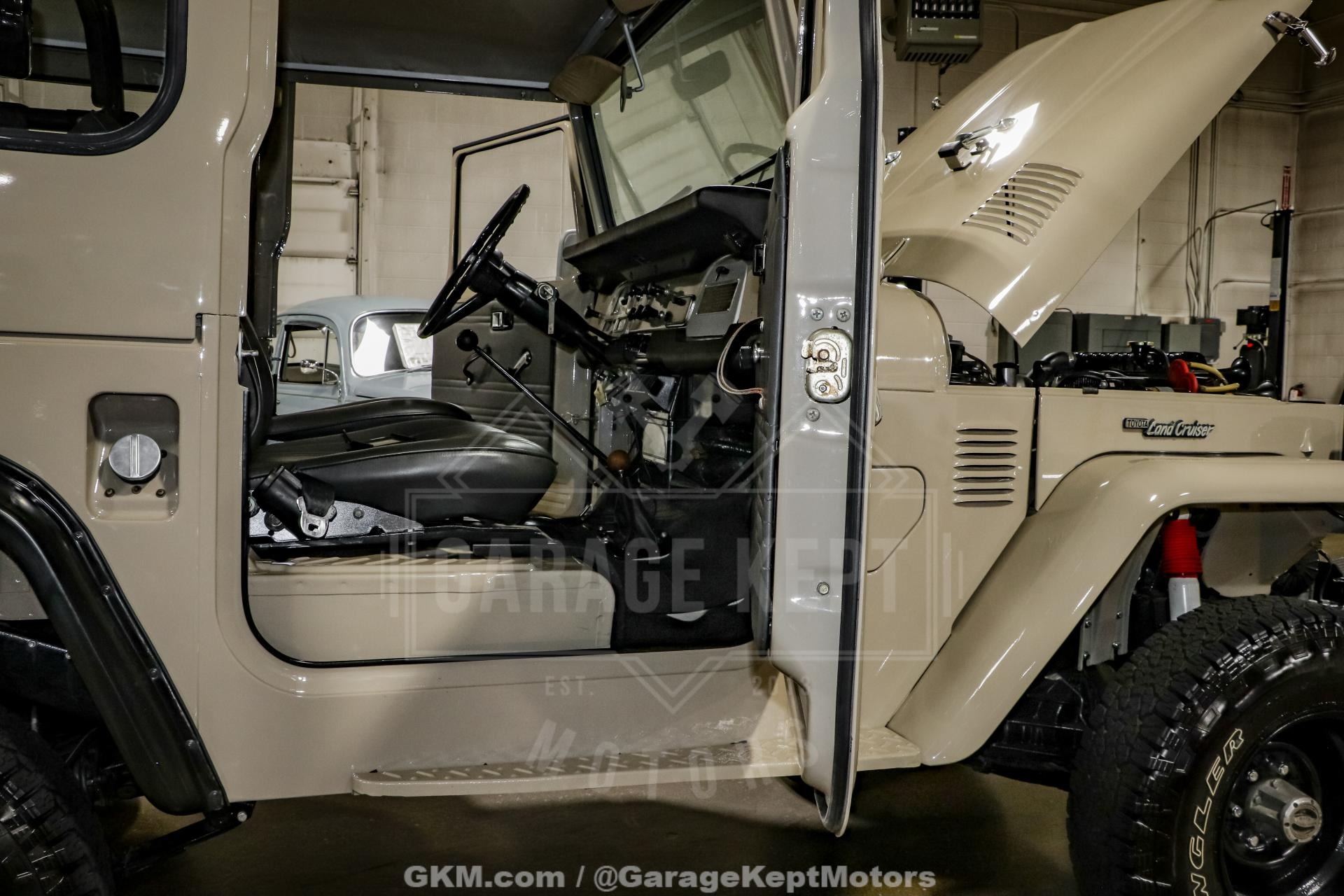 1975-toyota-land-cruiser-fj40 (97)