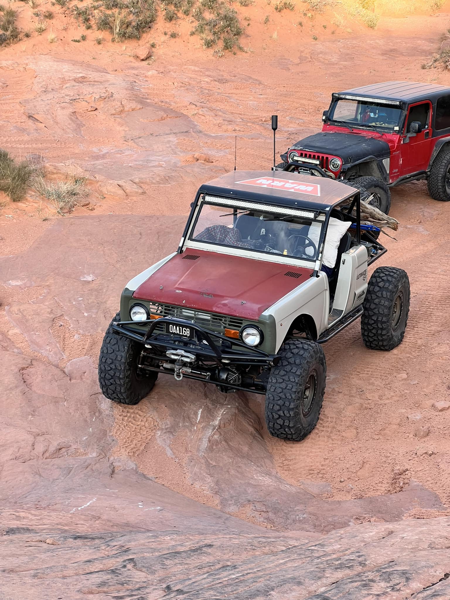 1975-Ford-Bronco-For-Sale-09