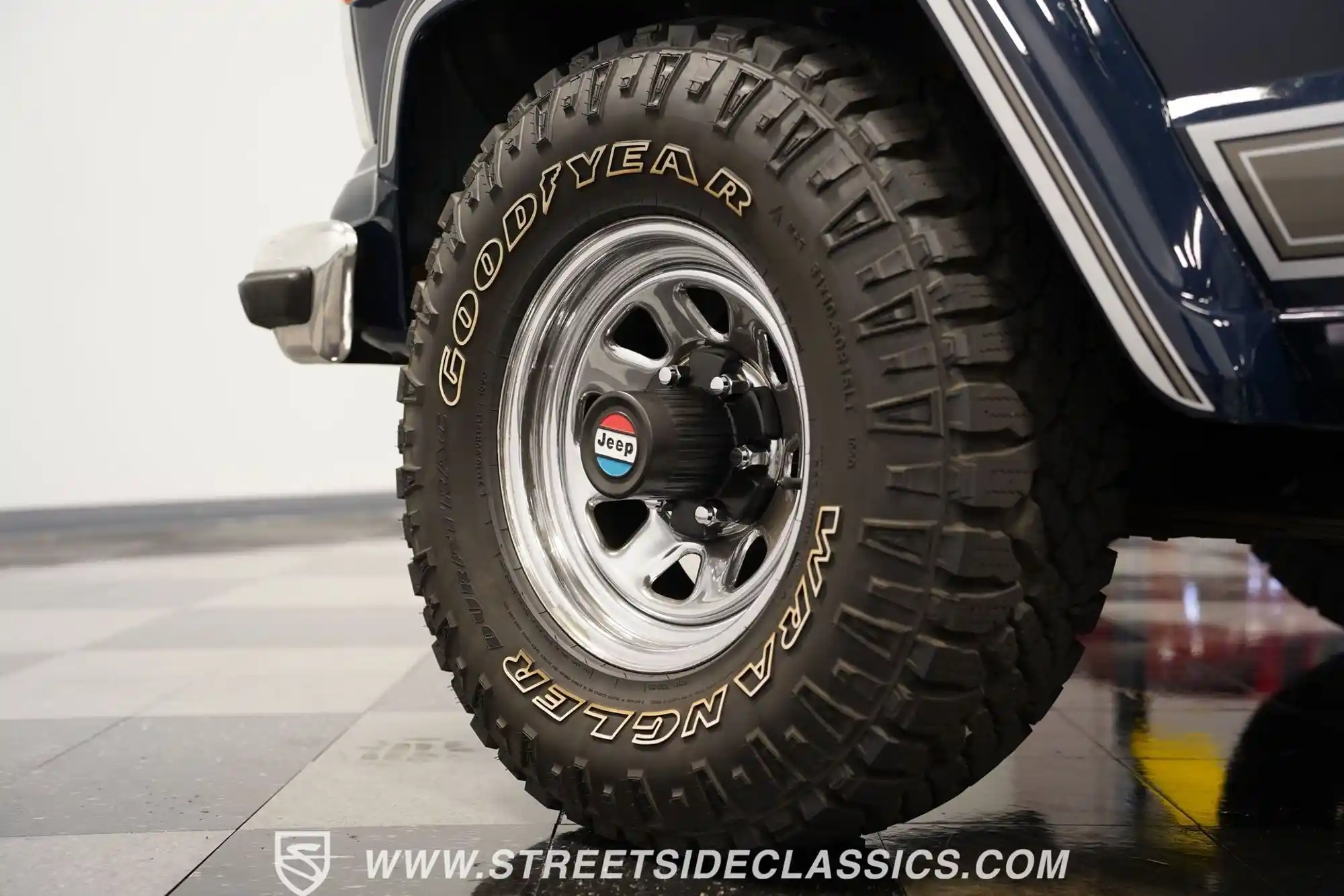 1980-jeep-cherokee-lardeo-for-sale-charlotte-nc-streetside-classics-32
