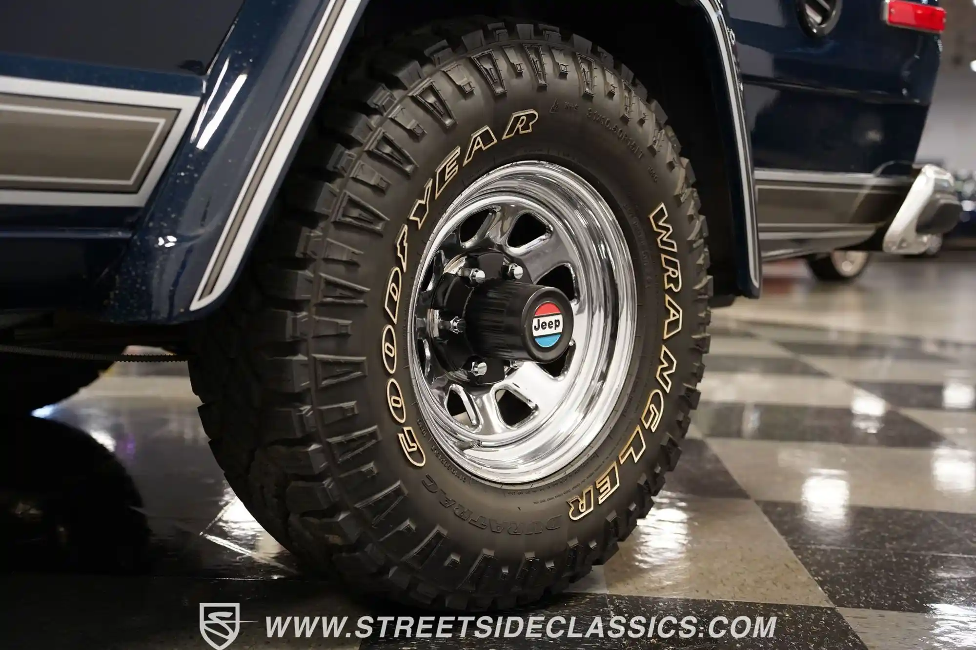 1980-jeep-cherokee-lardeo-for-sale-charlotte-nc-streetside-classics-33