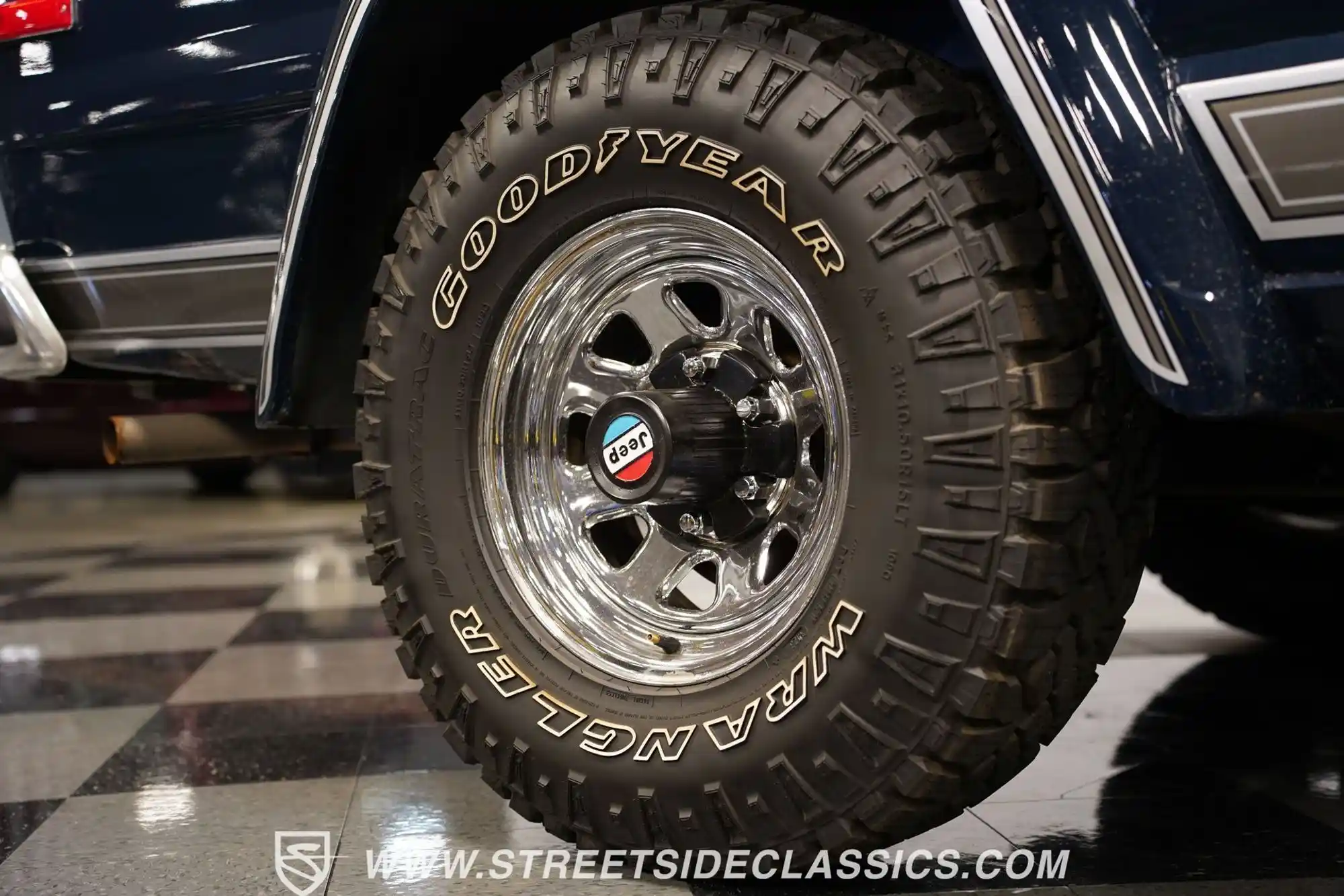 1980-jeep-cherokee-lardeo-for-sale-charlotte-nc-streetside-classics-35