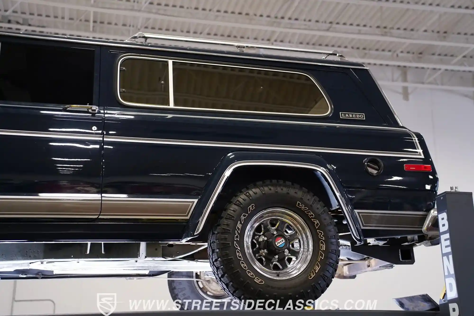 1980-jeep-cherokee-lardeo-for-sale-charlotte-nc-streetside-classics-39