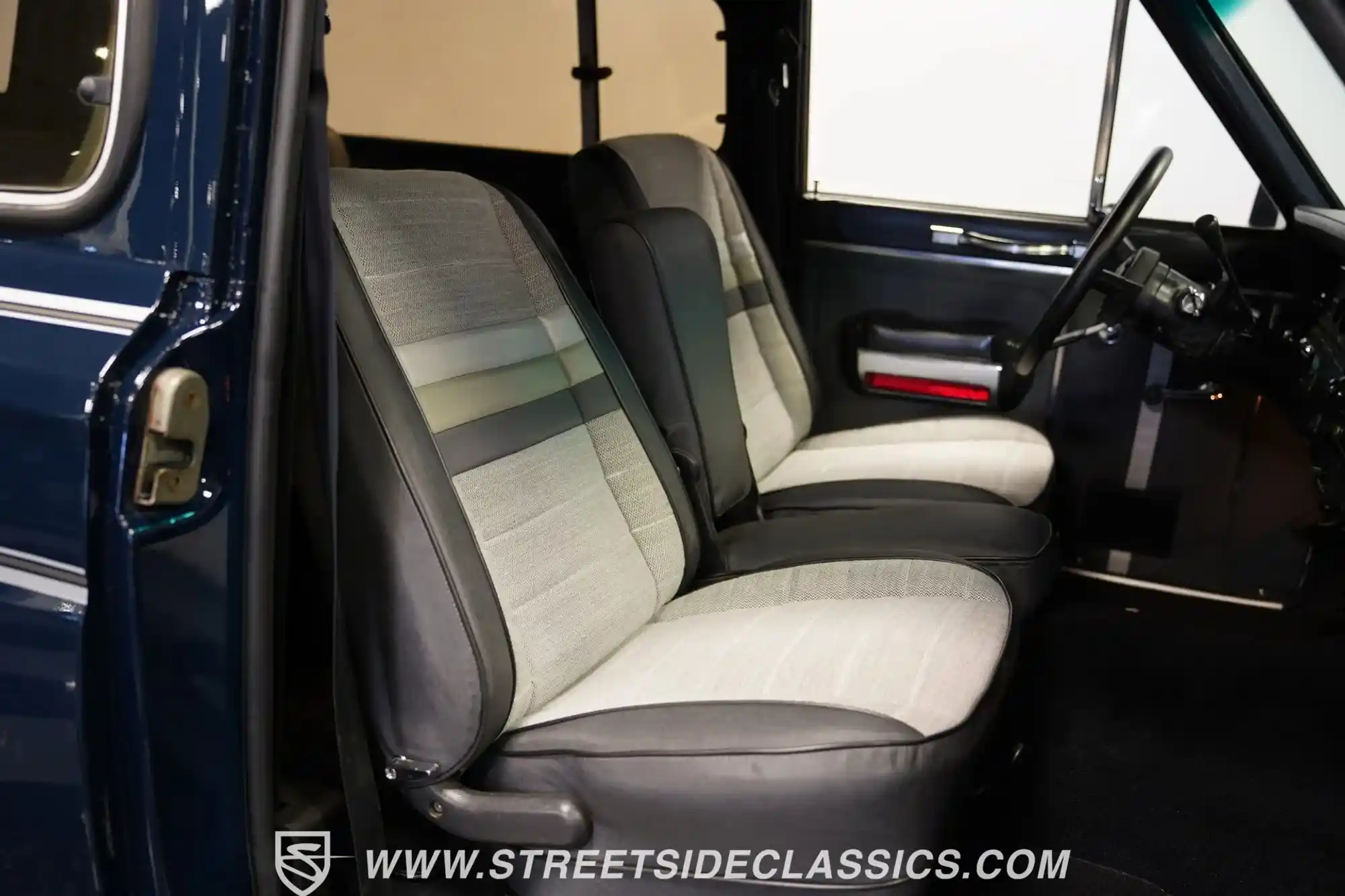 1980-jeep-cherokee-lardeo-for-sale-charlotte-nc-streetside-classics-53