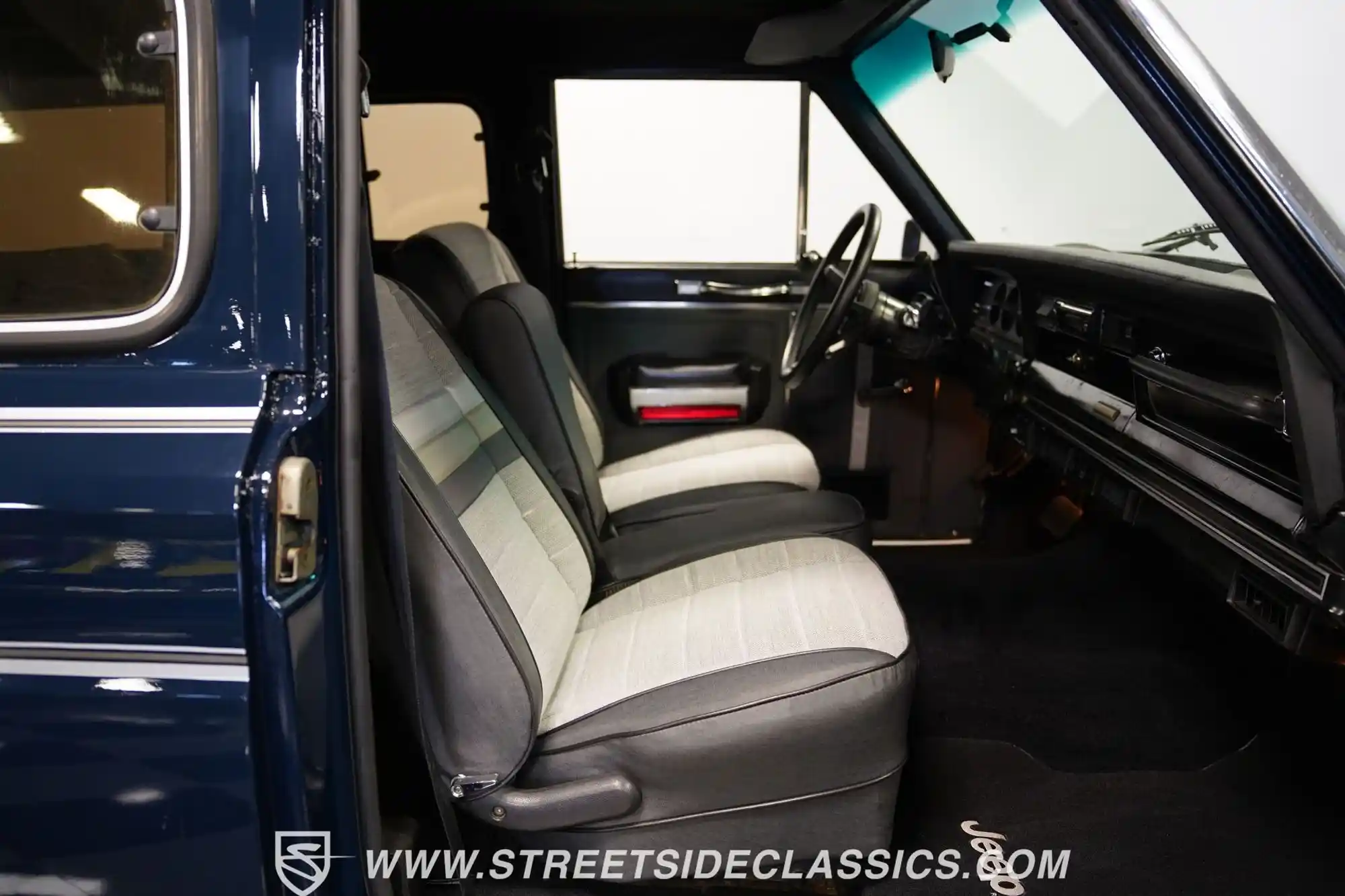 1980-jeep-cherokee-lardeo-for-sale-charlotte-nc-streetside-classics-60