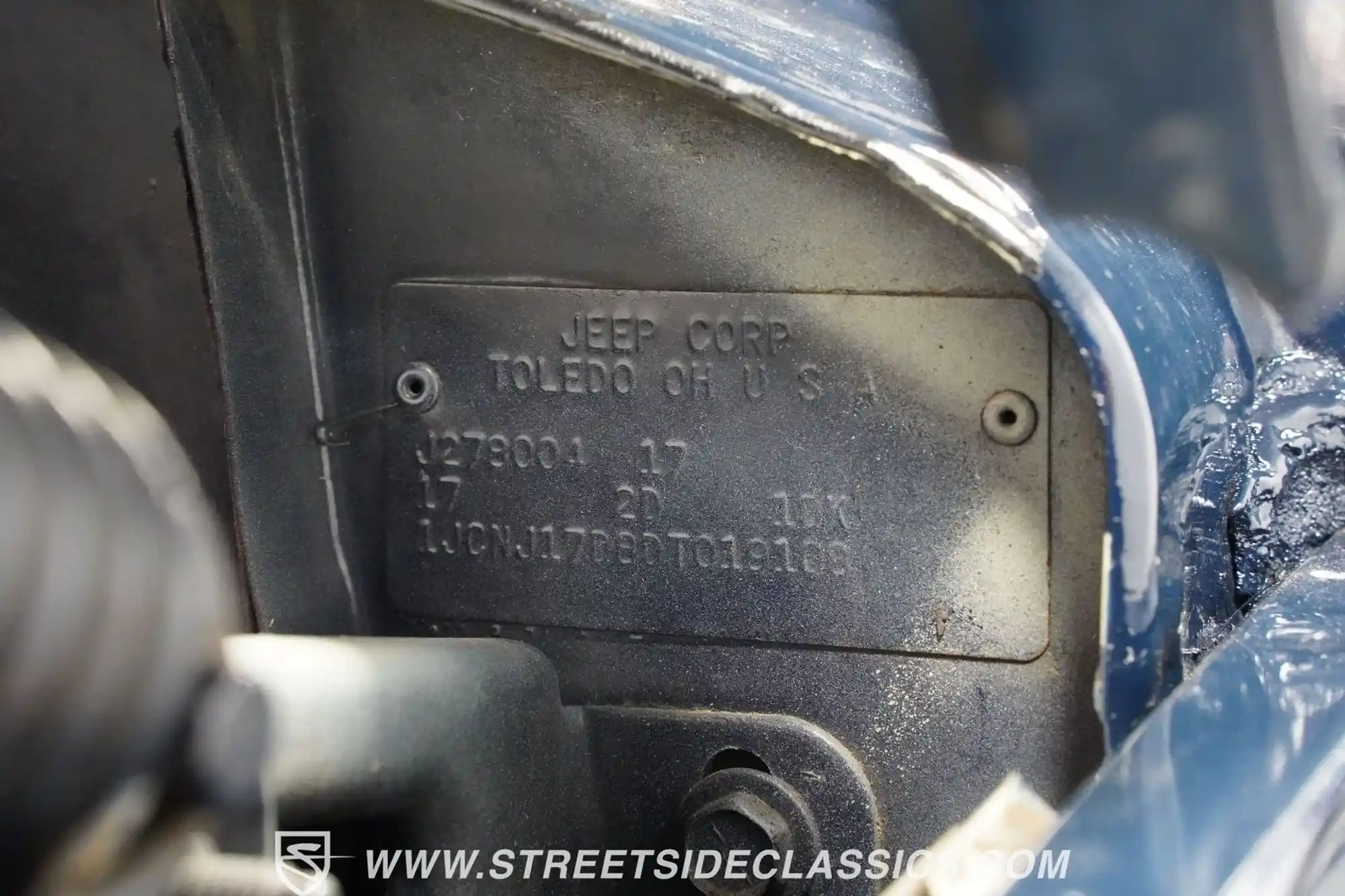 1980-jeep-cherokee-lardeo-for-sale-charlotte-nc-streetside-classics-74