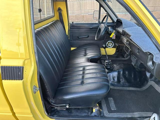 1981-toyota-pickup-dlx (3)