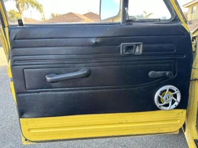 1981-toyota-pickup-dlx (53)