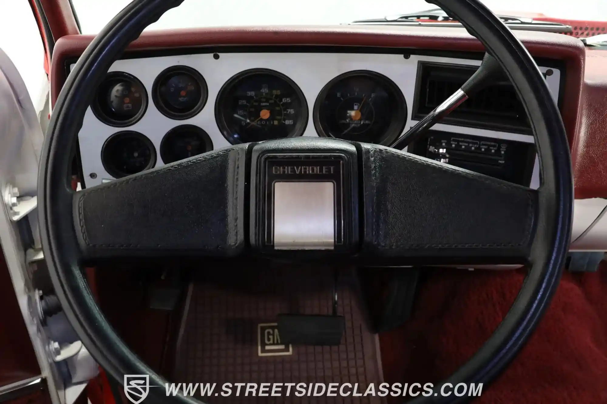 1984-chevrolet-c10-short-bed-pickup-for-sale-tampa-fl-45