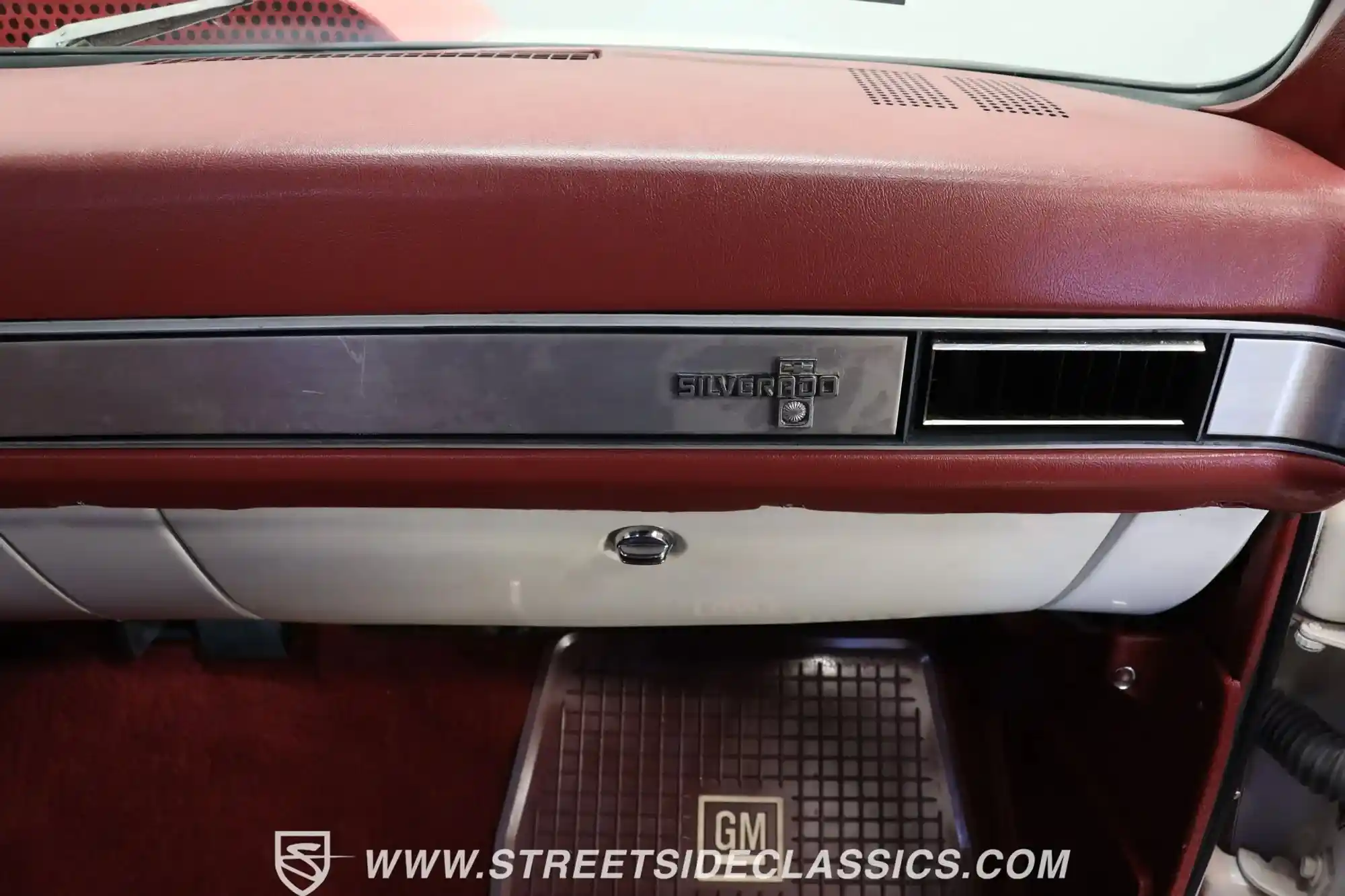 1984-chevrolet-c10-short-bed-pickup-for-sale-tampa-fl-55