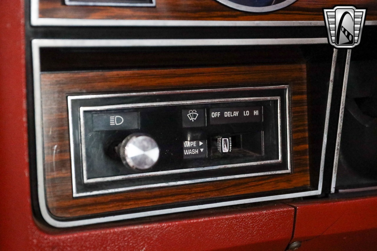 1984-dodge-w150-for-sale (46)