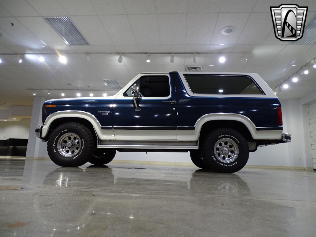 1984-ford-bronco-for-sale (114)