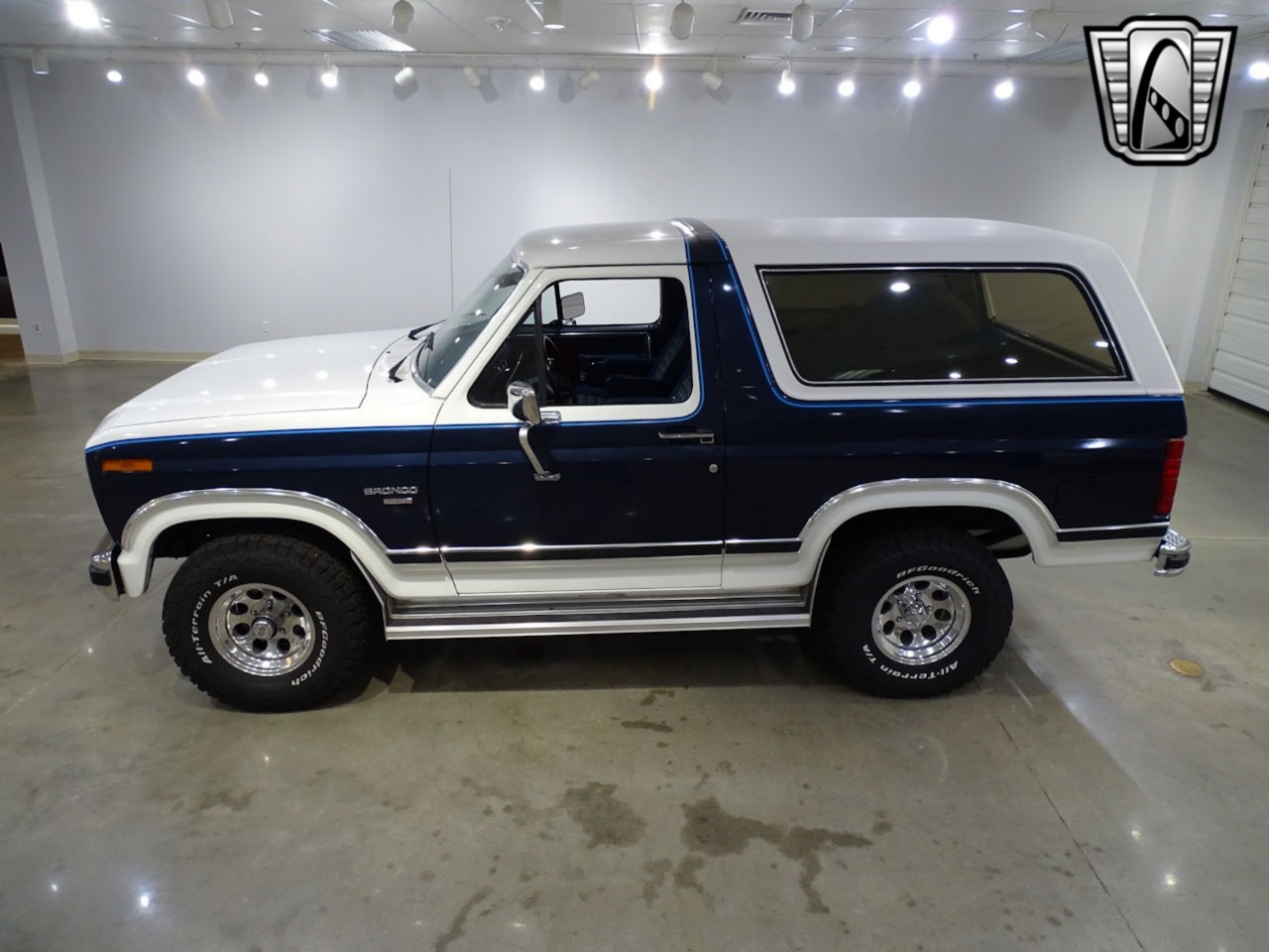 1984-ford-bronco-for-sale (116)