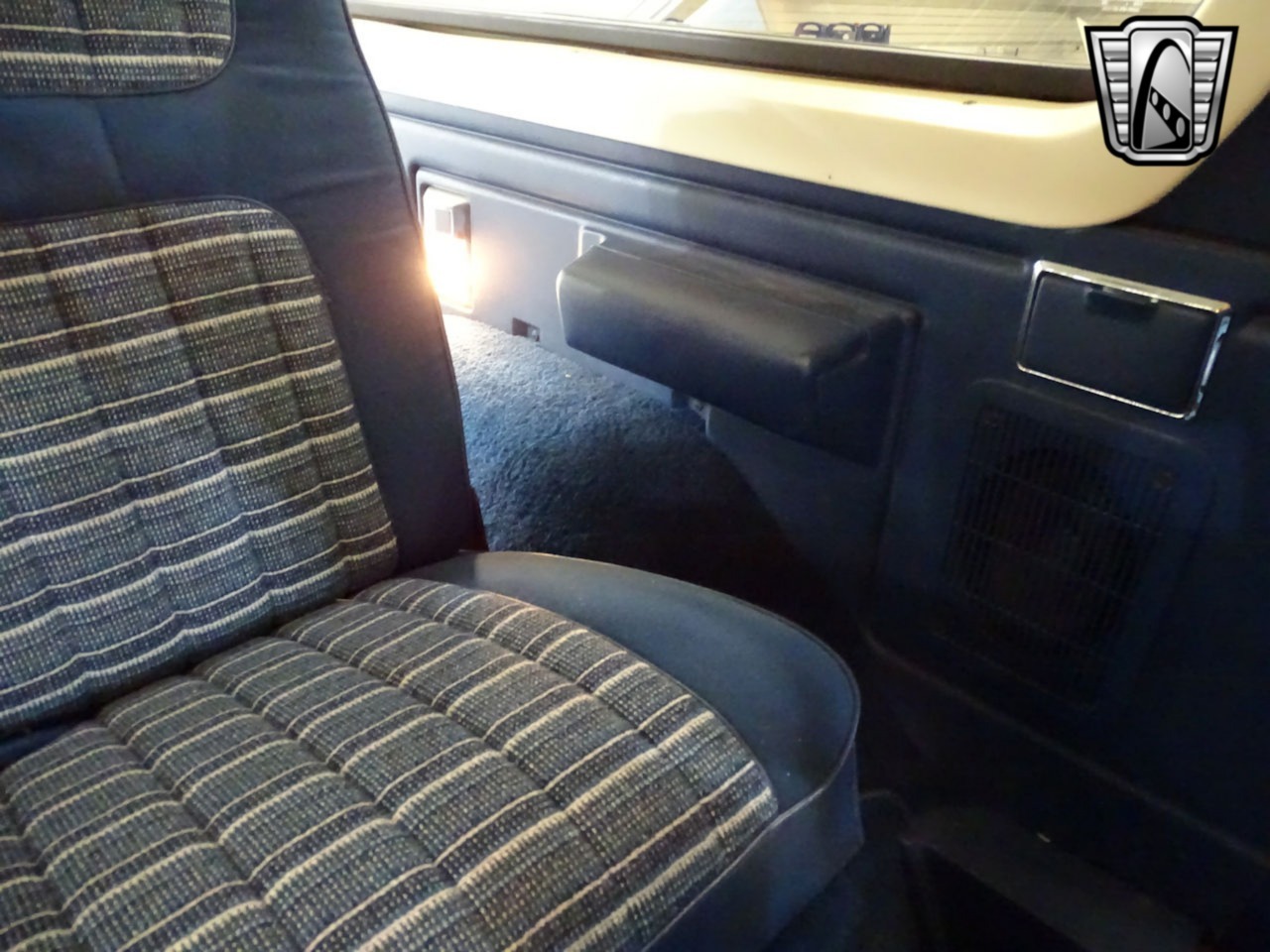 1984-ford-bronco-for-sale (27)