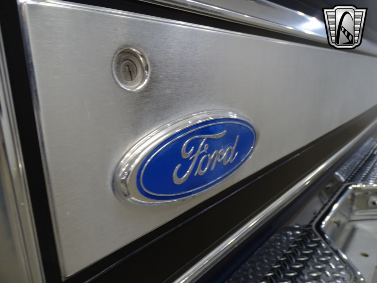 1984-ford-bronco-for-sale (59)