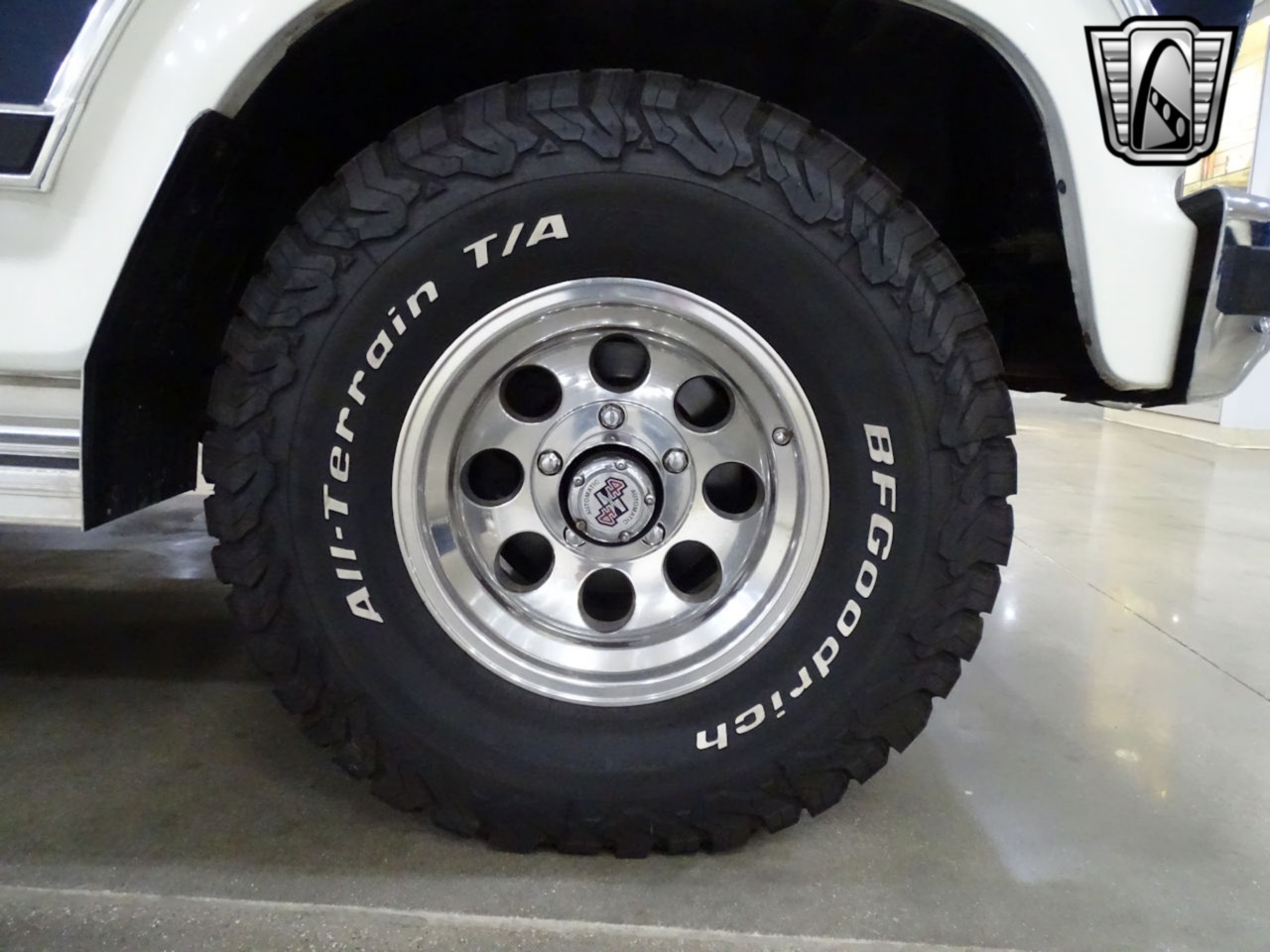 1984-ford-bronco-for-sale (72)