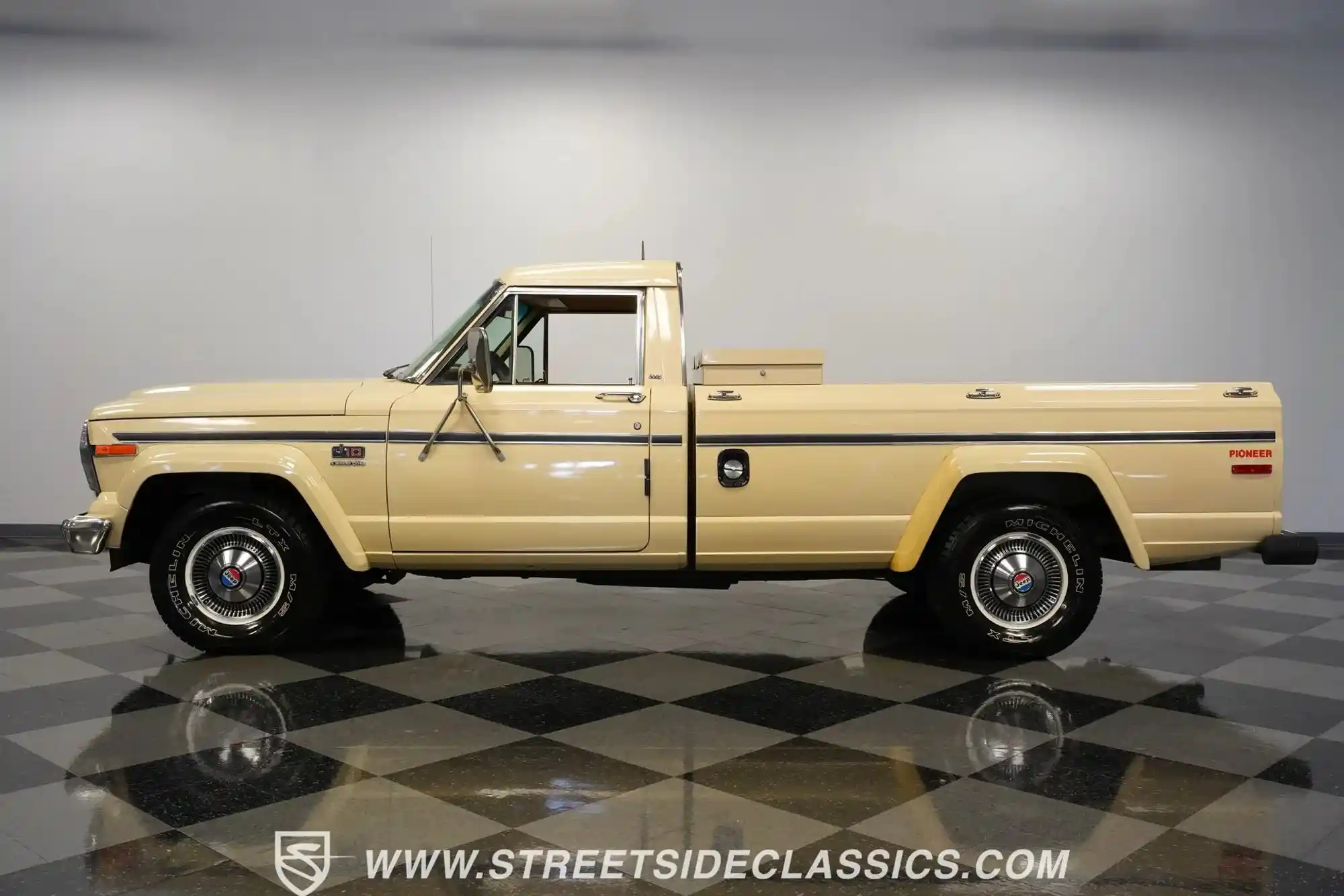1985-jeep-j10-pioneer-for-sale-charlotte-nc-2