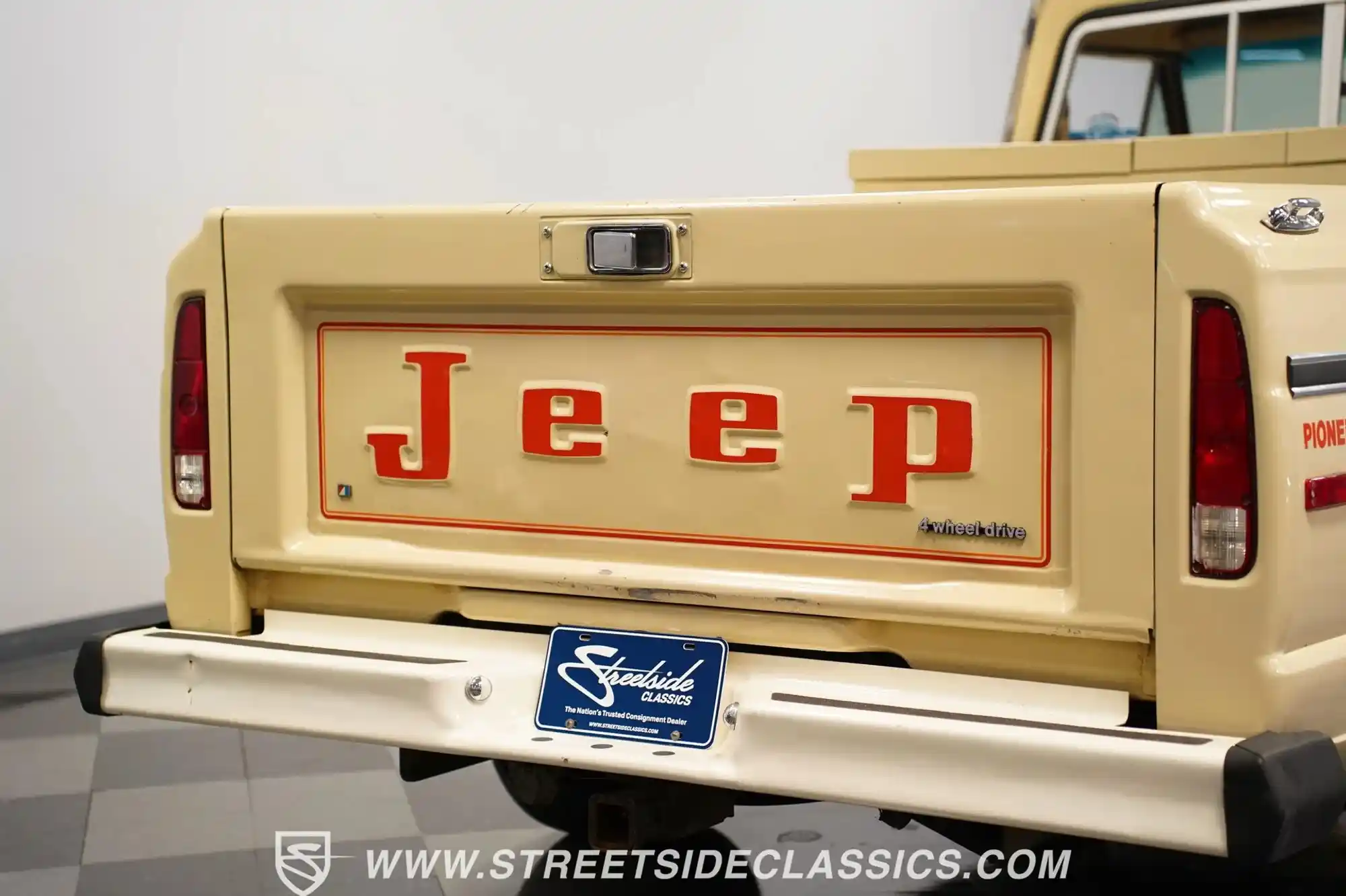 1985-jeep-j10-pioneer-for-sale-charlotte-nc-25