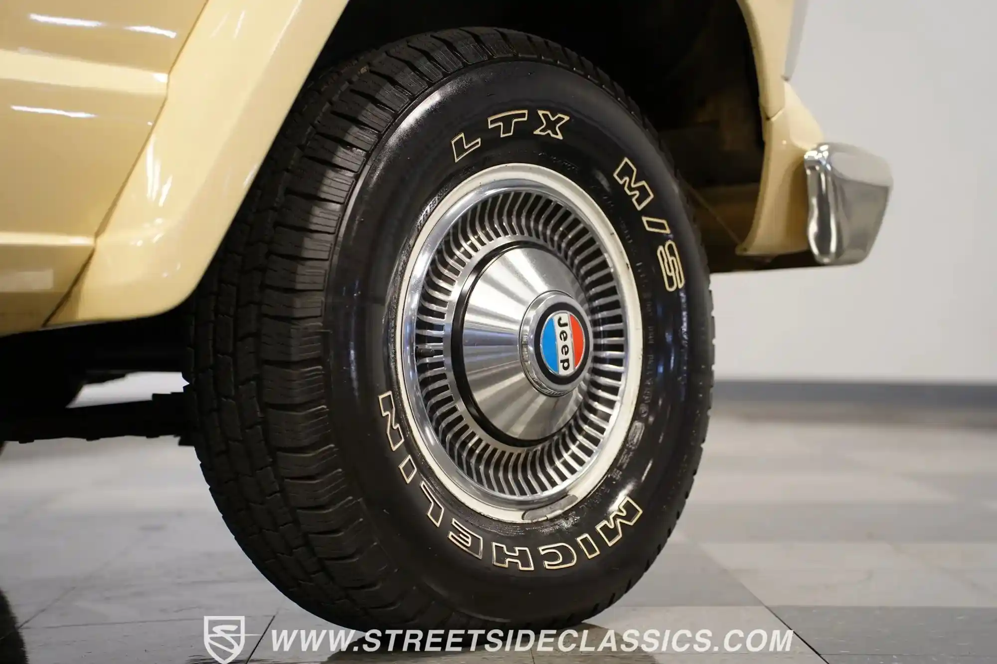 1985-jeep-j10-pioneer-for-sale-charlotte-nc-34