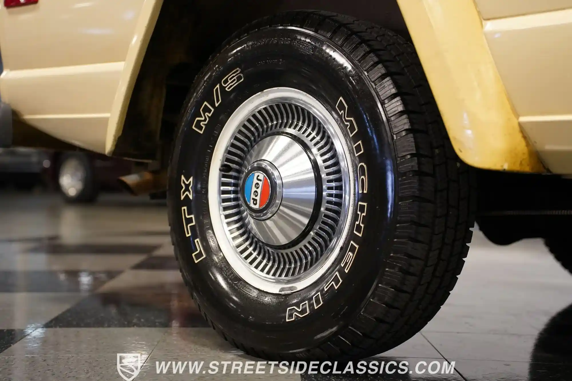 1985-jeep-j10-pioneer-for-sale-charlotte-nc-36