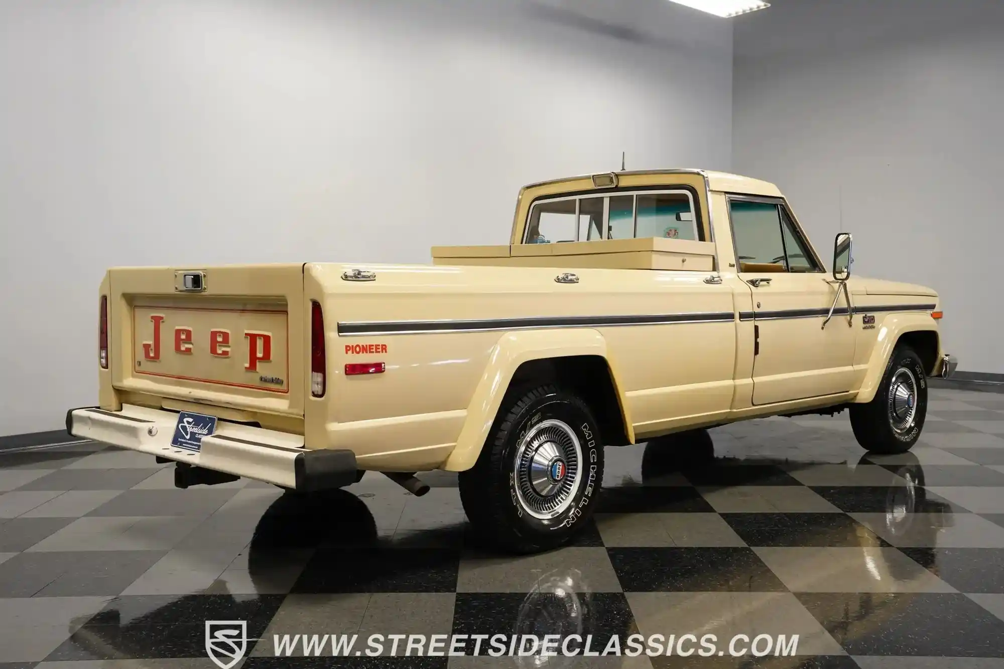 1985-jeep-j10-pioneer-for-sale-charlotte-nc-9