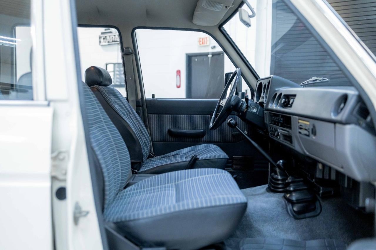 1985-toyota-land-cruiser-for-sale (22)